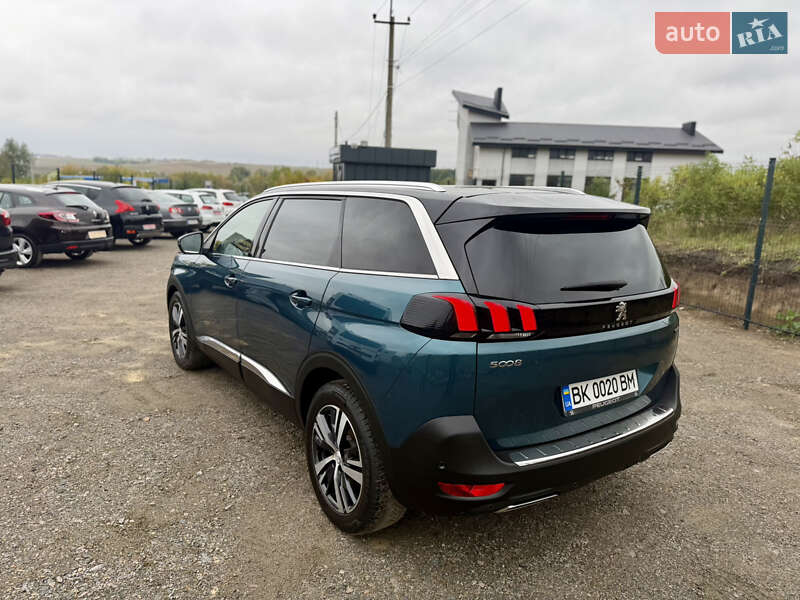 Внедорожник / Кроссовер Peugeot 5008 2017 в Ровно фото 7 Внедорожник / Кроссовер Peugeot 5008 2017 в Ровно