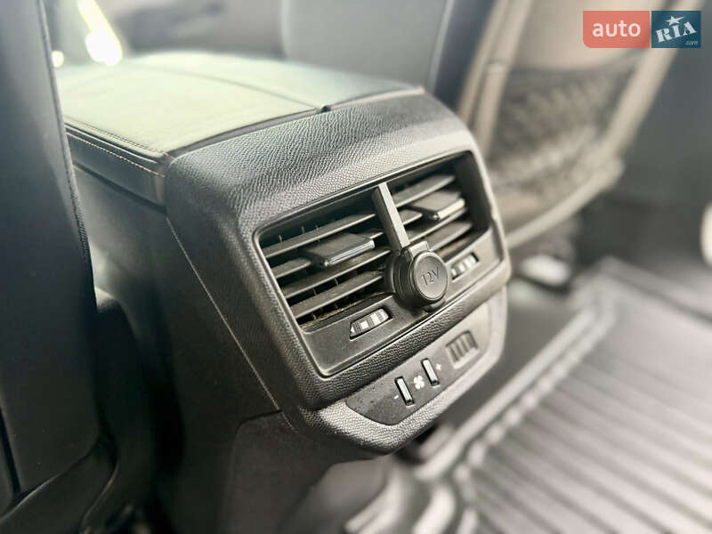 Внедорожник / Кроссовер Peugeot 5008 2017 в Ровно фото 16 Внедорожник / Кроссовер Peugeot 5008 2017 в Ровно