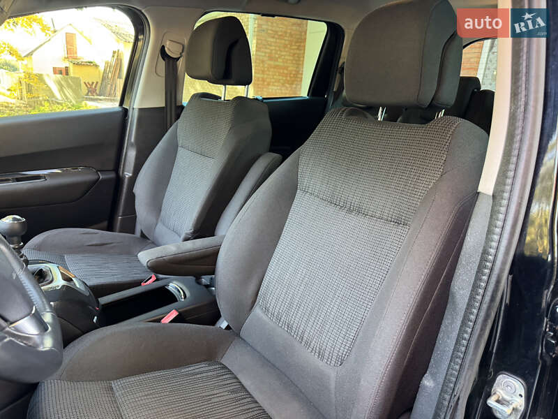 Мікровен Peugeot 5008 2014 в Умані фото 36 Мікровен Peugeot 5008 2014 в Умані