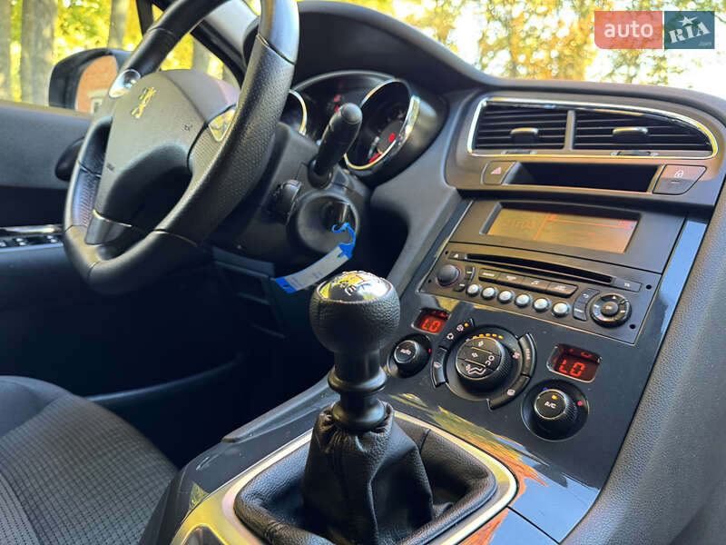 Мікровен Peugeot 5008 2014 в Умані фото 43 Мікровен Peugeot 5008 2014 в Умані