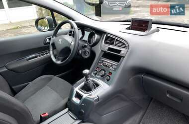 Микровэн Peugeot 5008 2009 в 