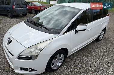 Микровэн Peugeot 5008 2013 в 
