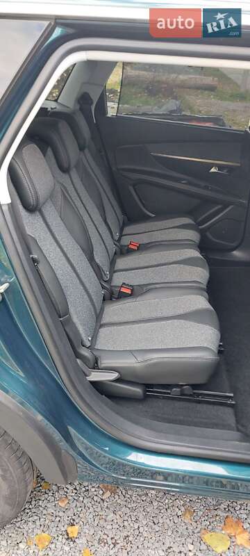 Позашляховик / Кросовер Peugeot 5008 2019 в Львові