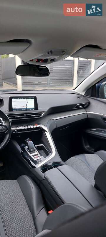 Позашляховик / Кросовер Peugeot 5008 2019 в Львові