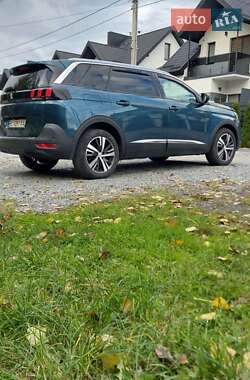 Позашляховик / Кросовер Peugeot 5008 2019 в 