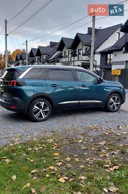 Позашляховик / Кросовер Peugeot 5008 2019 в 