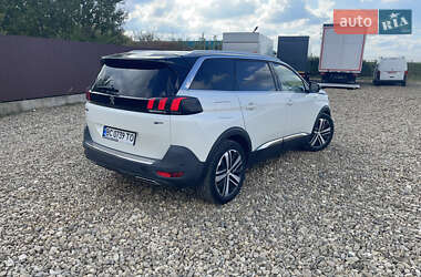 Внедорожник / Кроссовер Peugeot 5008 2017 в 