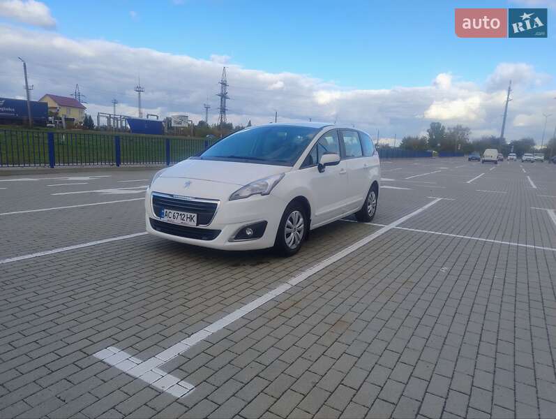 Микровэн Peugeot 5008 2014 в Нововолынске