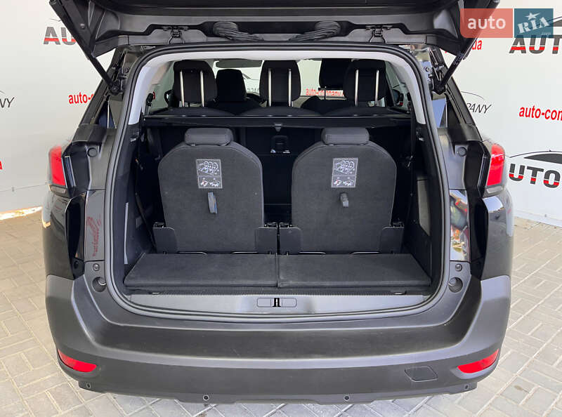 Внедорожник / Кроссовер Peugeot 5008 2019 в Львове