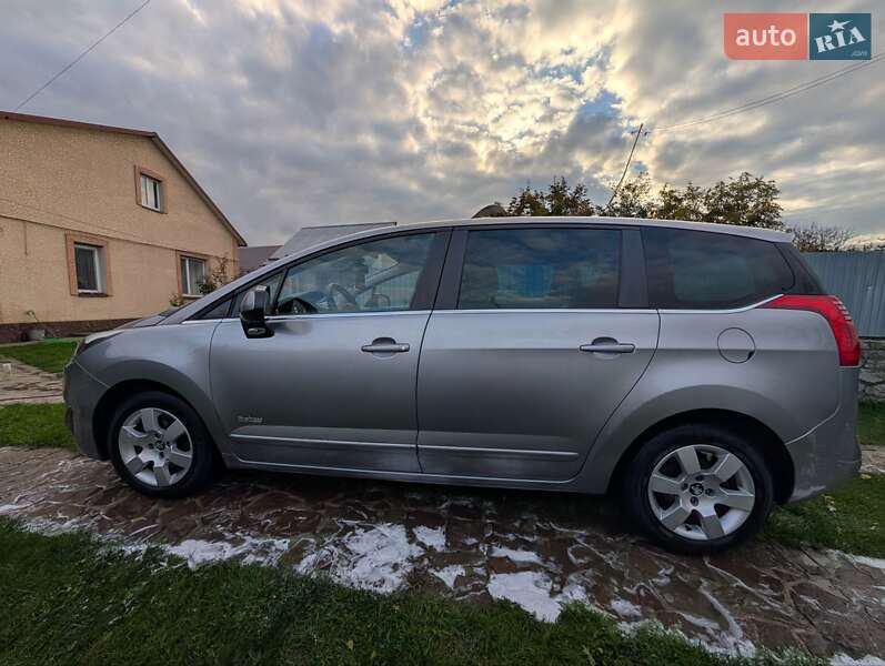 Микровэн Peugeot 5008 2014 в Чорткове