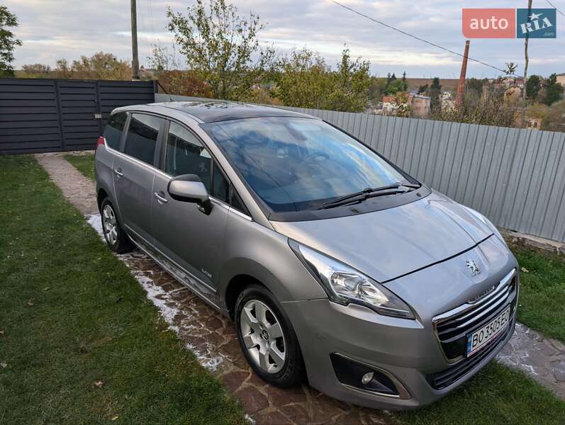 Микровэн Peugeot 5008 2014 в Чорткове