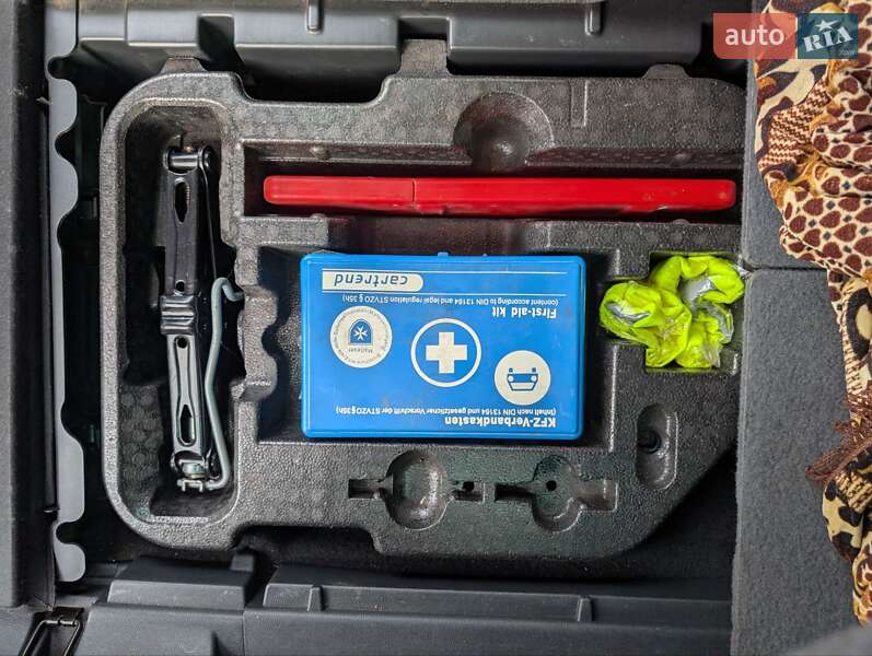 Микровэн Peugeot 5008 2014 в Чорткове