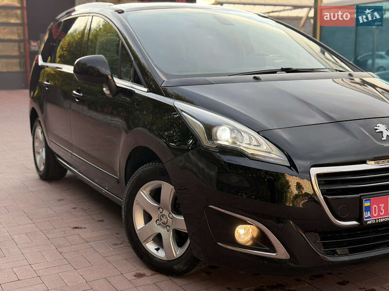 Микровэн Peugeot 5008 2014 в Ровно