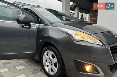 Микровэн Peugeot 5008 2016 в 