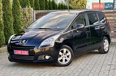 Peugeot 5008 2012