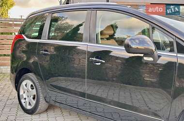 Микровэн Peugeot 5008 2012 в 