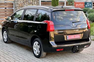 Микровэн Peugeot 5008 2012 в 