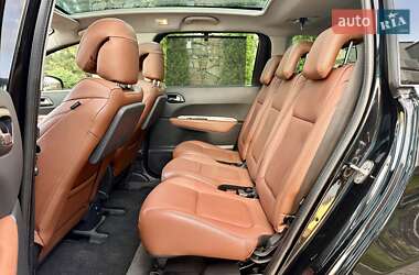 Микровэн Peugeot 5008 2012 в 