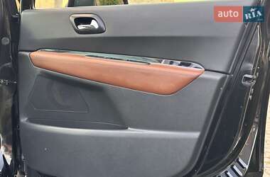 Микровэн Peugeot 5008 2012 в 