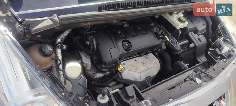 Мікровен Peugeot 5008 2010 в Хмельницькому фото 29 Мікровен Peugeot 5008 2010 в Хмельницькому