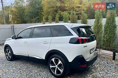 Внедорожник / Кроссовер Peugeot 5008 2017 в 