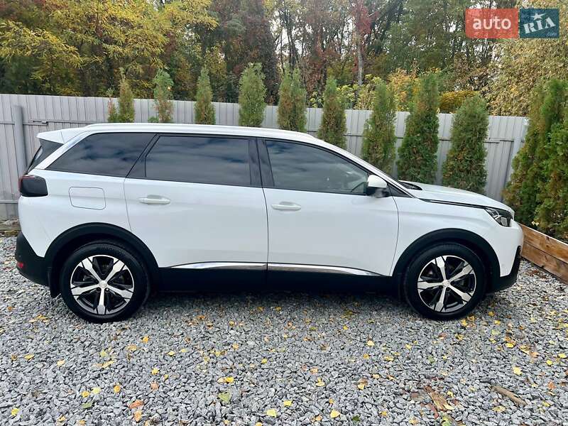 Позашляховик / Кросовер Peugeot 5008 2017 в Полтаві фото 23 Позашляховик / Кросовер Peugeot 5008 2017 в Полтаві