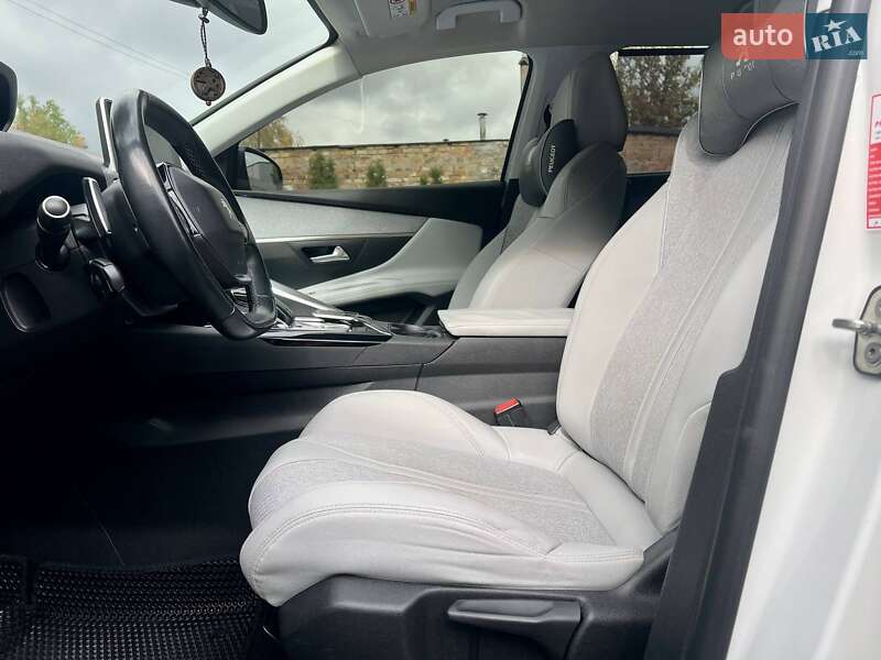 Позашляховик / Кросовер Peugeot 5008 2017 в Полтаві фото 54 Позашляховик / Кросовер Peugeot 5008 2017 в Полтаві