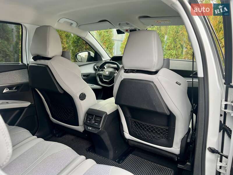 Позашляховик / Кросовер Peugeot 5008 2017 в Полтаві фото 72 Позашляховик / Кросовер Peugeot 5008 2017 в Полтаві