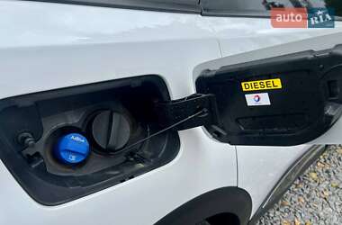 Внедорожник / Кроссовер Peugeot 5008 2017 в 