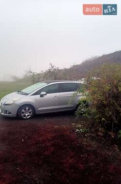 Peugeot 5008 2010