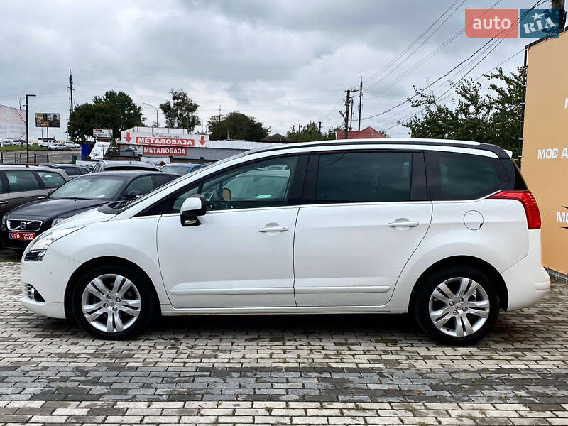 Микровэн Peugeot 5008 2013 в Ровно
