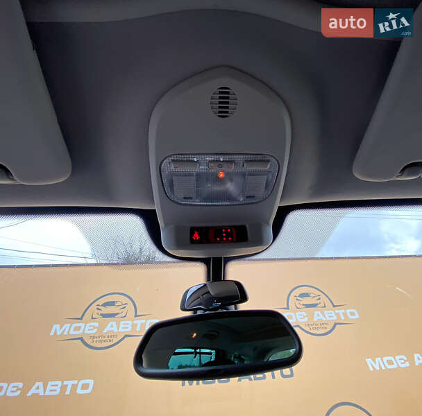 Микровэн Peugeot 5008 2013 в Ровно