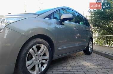Микровэн Peugeot 5008 2010 в 