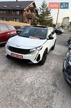 Внедорожник / Кроссовер Peugeot 5008 2022 в 