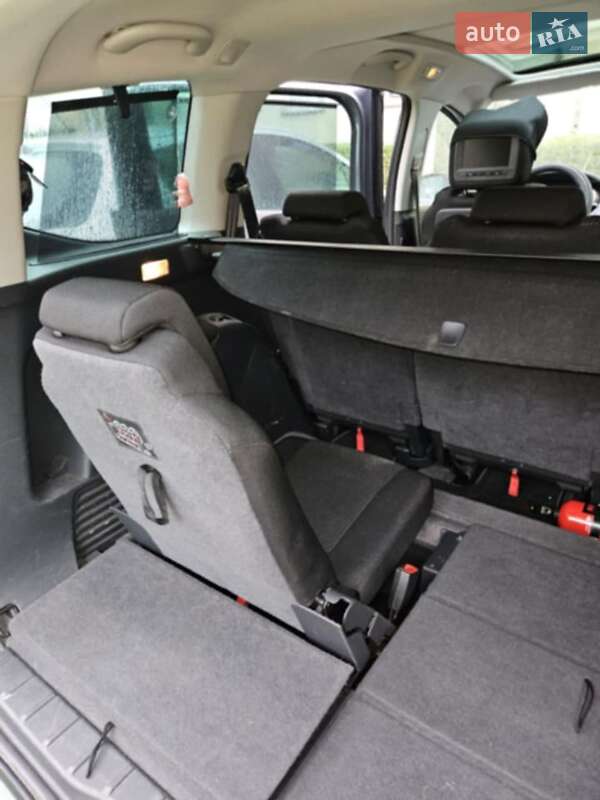 Микровэн Peugeot 5008 2011 в Львове фото 18 Микровэн Peugeot 5008 2011 в Львове