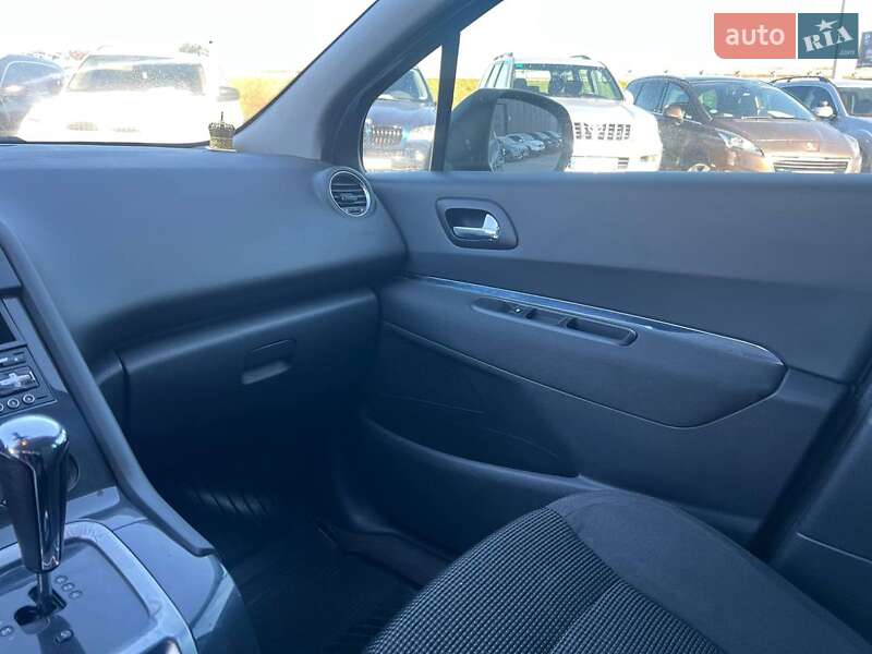 Микровэн Peugeot 5008 2012 в Львове фото 30 Микровэн Peugeot 5008 2012 в Львове