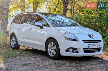 Микровэн Peugeot 5008 2010 в 