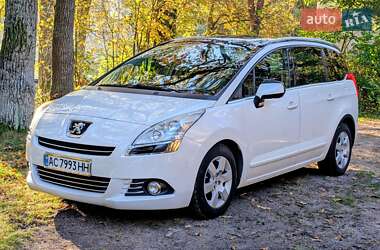 Микровэн Peugeot 5008 2010 в 