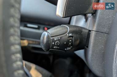 Микровэн Peugeot 5008 2010 в 