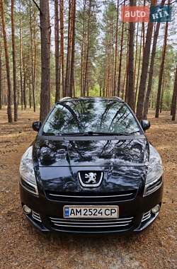 Універсал Peugeot 5008 2012 в Лебедині