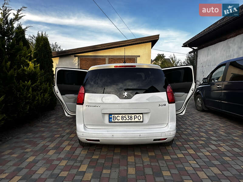Микровэн Peugeot 5008 2013 в Рава-Русской фото 3 Микровэн Peugeot 5008 2013 в Рава-Русской