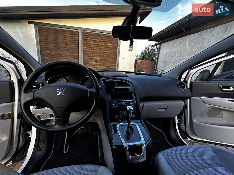 Микровэн Peugeot 5008 2013 в Рава-Русской фото 7 Микровэн Peugeot 5008 2013 в Рава-Русской
