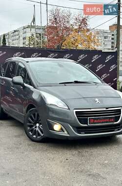 Микровэн Peugeot 5008 2013 в 