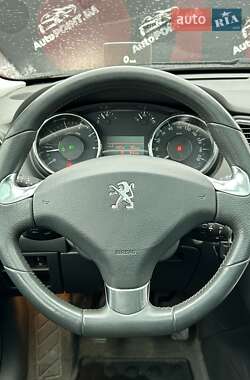 Микровэн Peugeot 5008 2013 в 