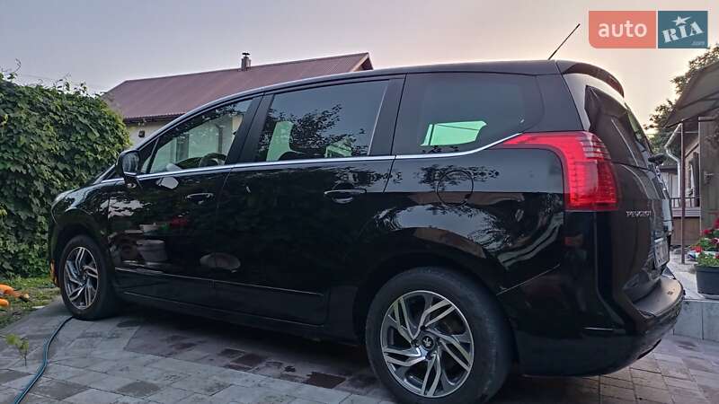 Микровэн Peugeot 5008 2011 в Збараже