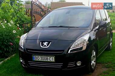 Мікровен Peugeot 5008 2011 в Збаражі