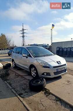 Мікровен Peugeot 5008 2010 в  фото 4 Мікровен Peugeot 5008 2010 в