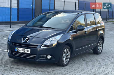 Микровэн Peugeot 5008 2013 в Львове
