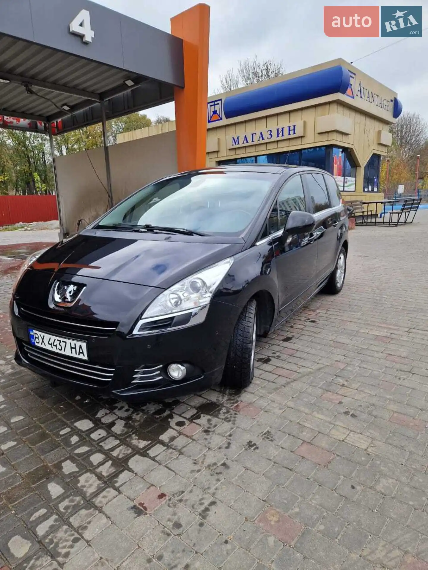2010 Peugeot 5008 - мініатюра 10