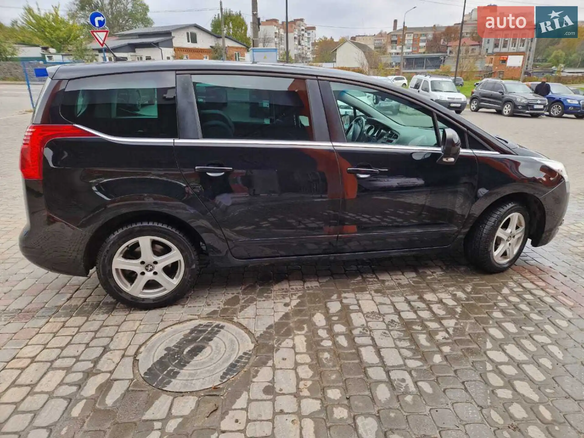2010 Peugeot 5008 - мініатюра 18